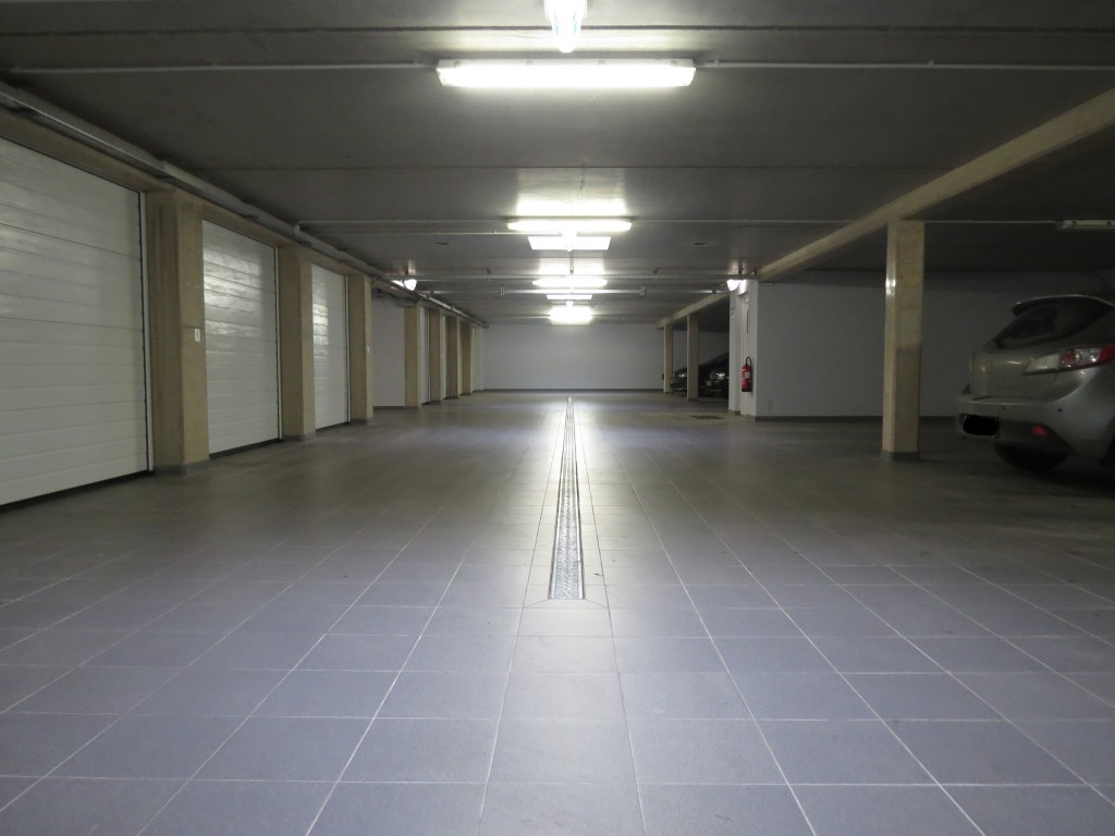 Garage fermée et ouvert